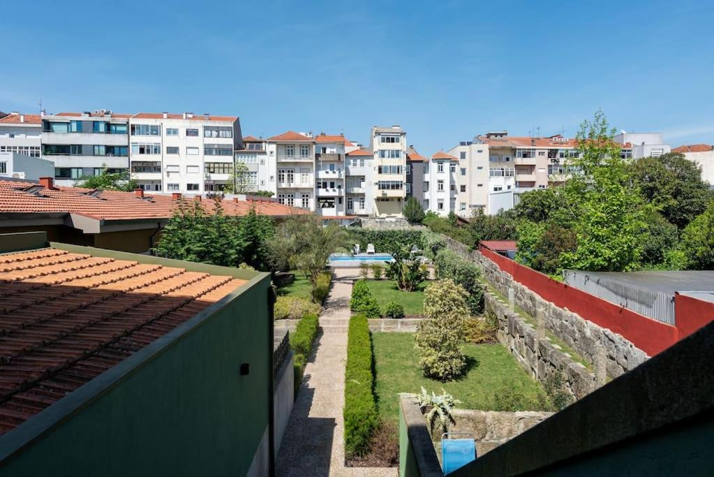 Chic Porto Hideaway: Pool & Garden Appartement Buitenkant foto