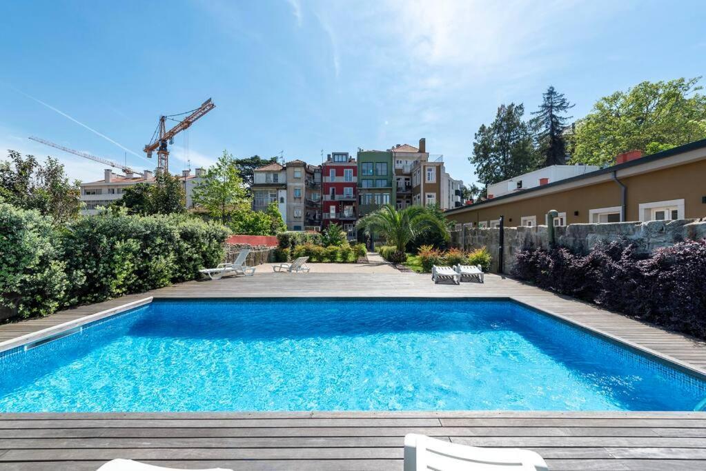 Chic Porto Hideaway: Pool & Garden Appartement Buitenkant foto